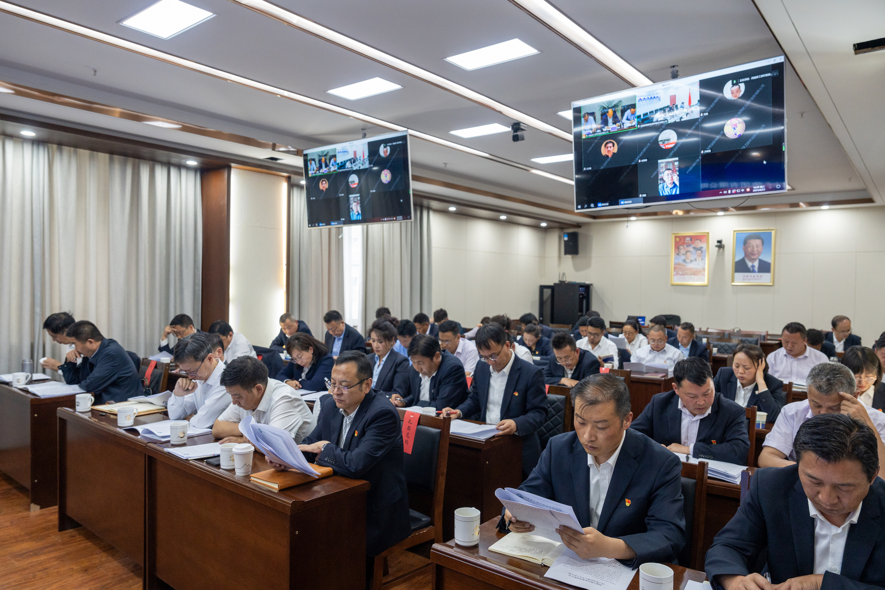 276382876814509906865152736 参会人员.jpg